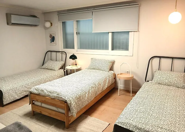 Gasthuis Hongdae Cozy-women's Shared *